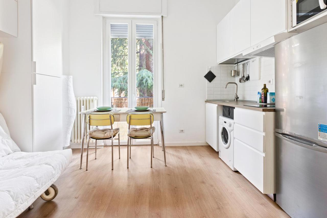 Milano Famagosta Cosy Studio Экстерьер фото