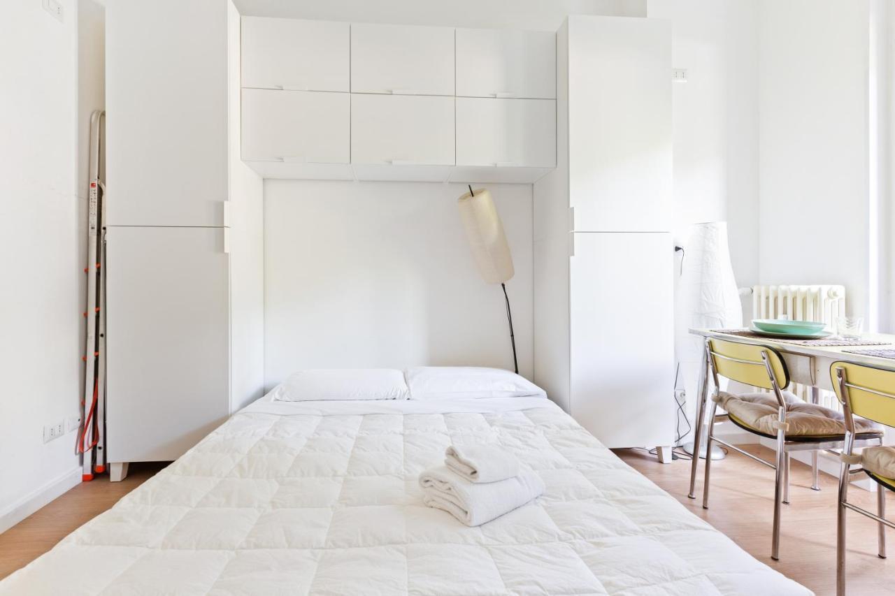Milano Famagosta Cosy Studio Экстерьер фото